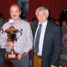 Der Mühlener Ludwig Hörteis gewann das Turnier mit 138 Punkten und erhielt als als Preis einen Pokal.